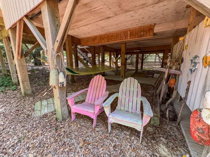 Under House 2025 Under House 2025