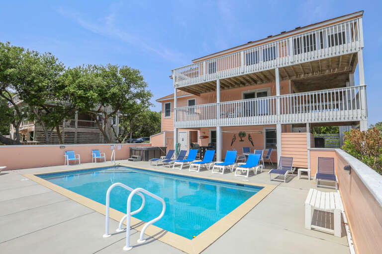 Private Pool 2022 Private Pool 2022