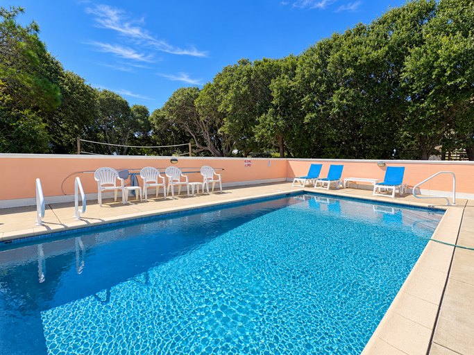 Private Pool 2026