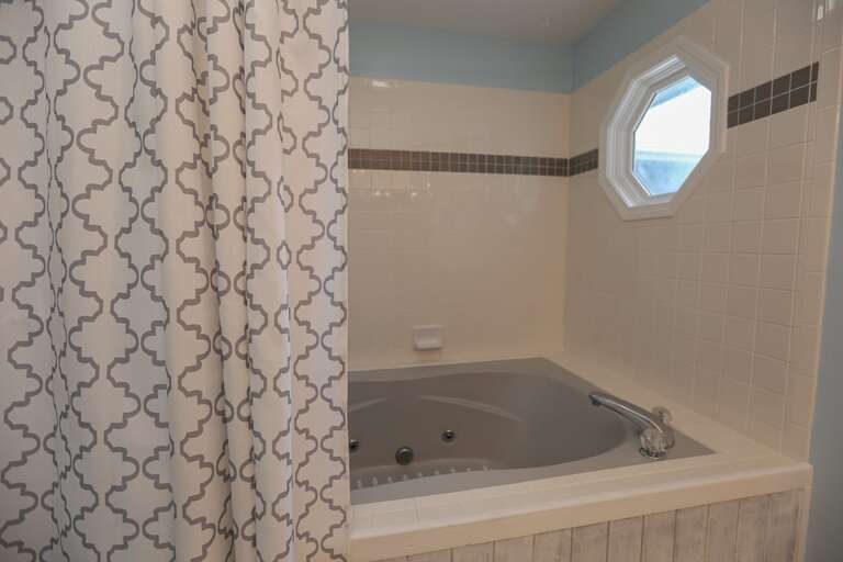 Bathroom 3 2024 - Private to Bedroom 3