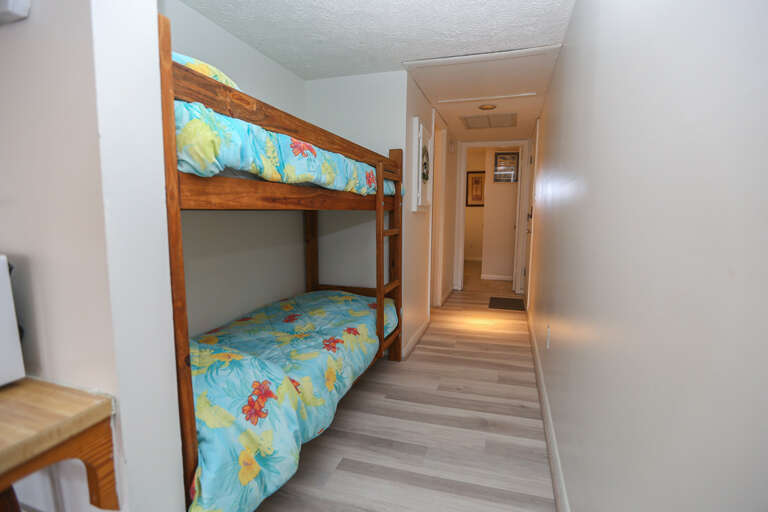 Hallway Alcove Bunk 2023