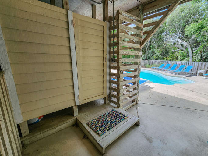 Outdoor Shower 2023