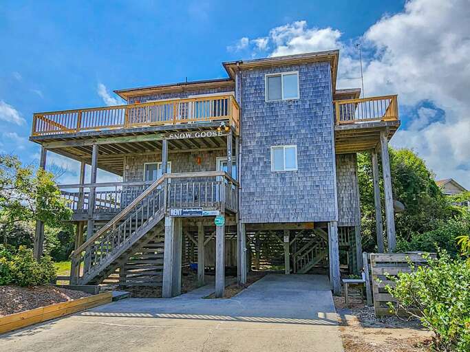 Oceanfront-Semi Outer Banks Vacation Rental 2023