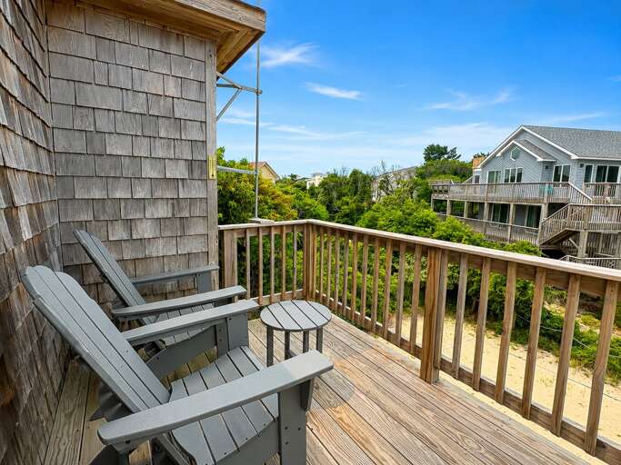 Sundeck 2026 - Private to Bedroom 1