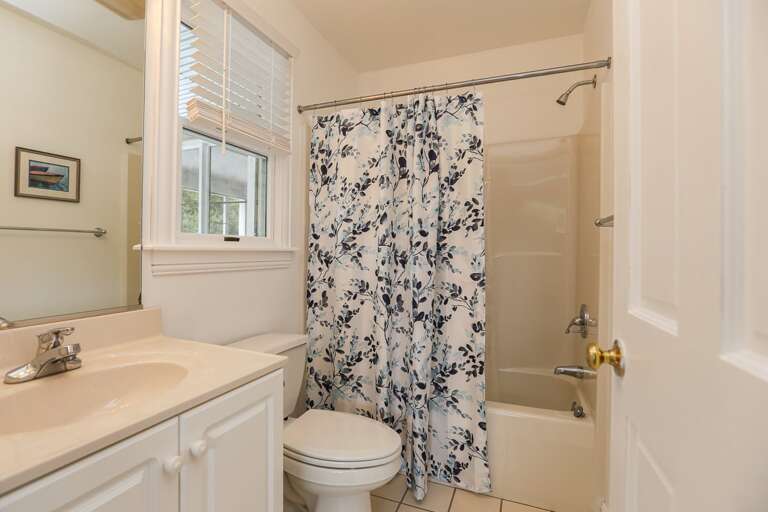 Bathroom 5 2024; Private to Bedroom 4