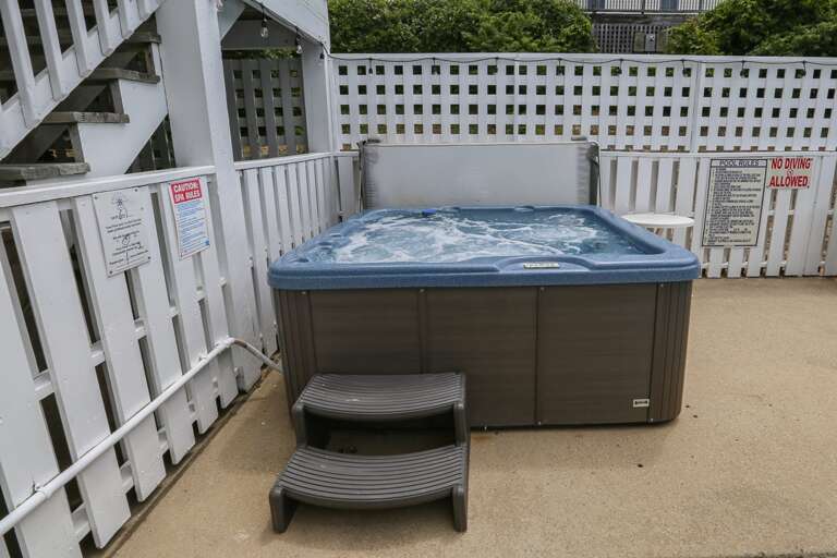 Hot Tub 2024