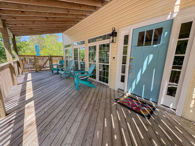Entry Deck 2026