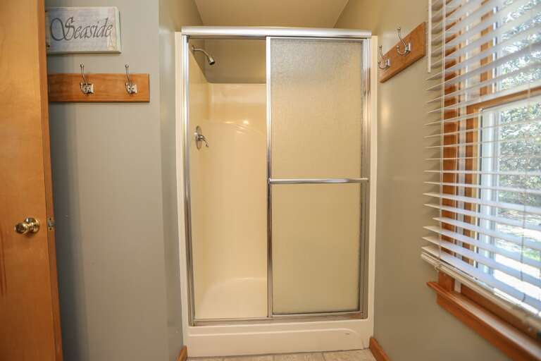 Bathroom 4 2022, Hall Bath