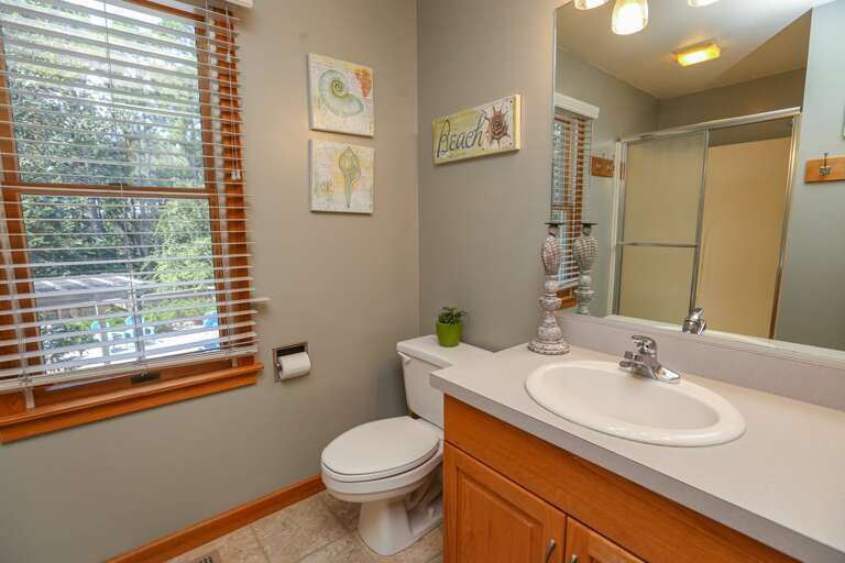 Bathroom 4 2022, Hall Bath