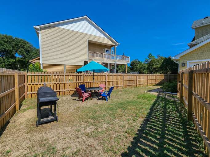 Grill Area/Fenced in Yard 2023