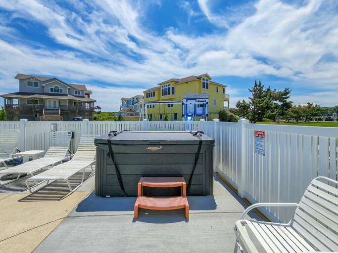 Private Hot Tub 2022