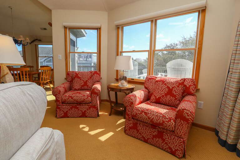 Extra Seating in Living Room 2023