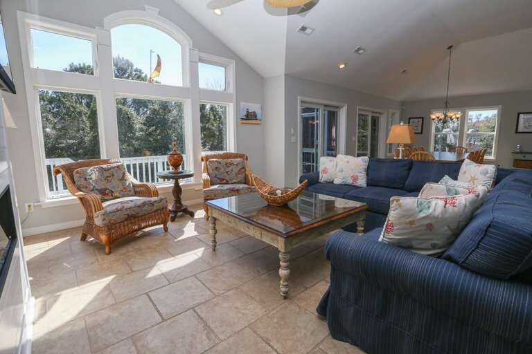 Living Room 202 Living Room 202