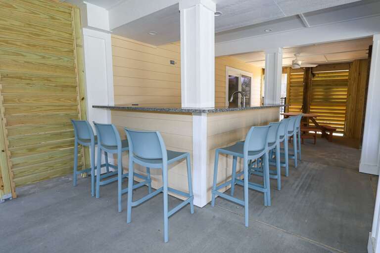 Outside Bar 2022 Outside Bar 2022