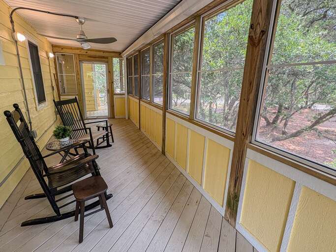 Screened in Porch off Bedroom 2