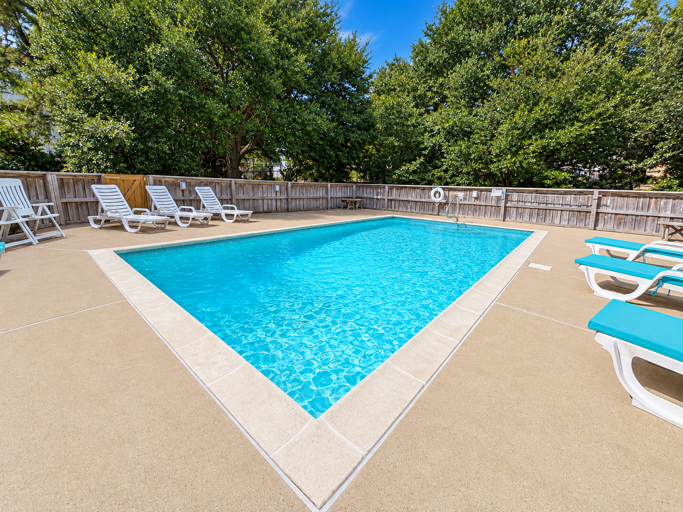Private Pool 2026