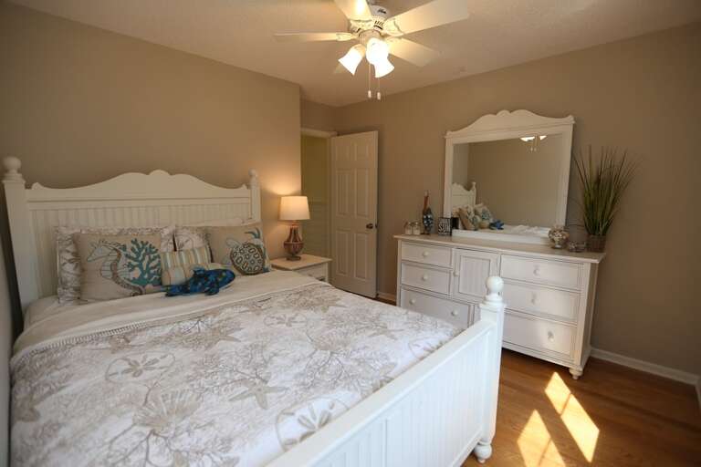 Bedroom 4 2024 - Queen - Level 2