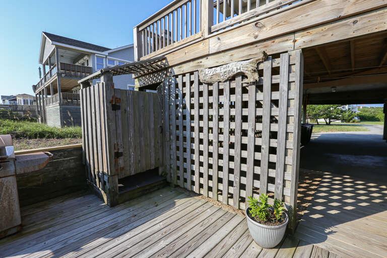 Enclosed Outdoor Shower 2024