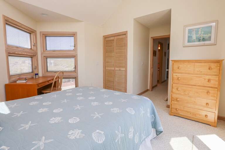 Bedroom 3 2025 - Queen with Deck Access - Level 3