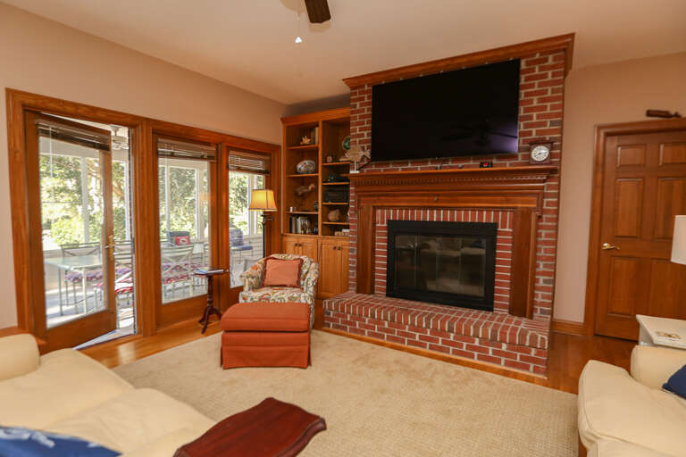 Family Room 2024 - Level 2