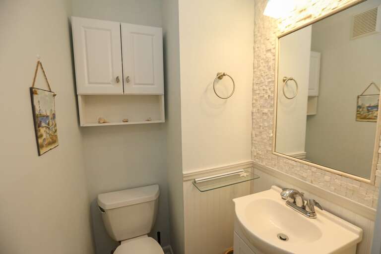 Bathroom 1 2024 - Hall Bath - Level 2