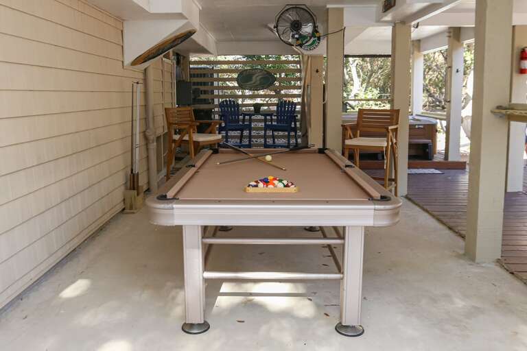 Pool Table, Seating and Private Hot Tub 2024