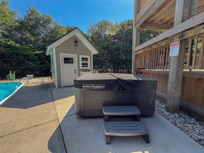 Private Hot Tub 2025