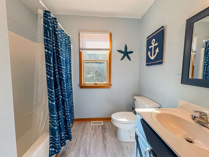 Bathroom 4 2025 - Private to Bedroom 3