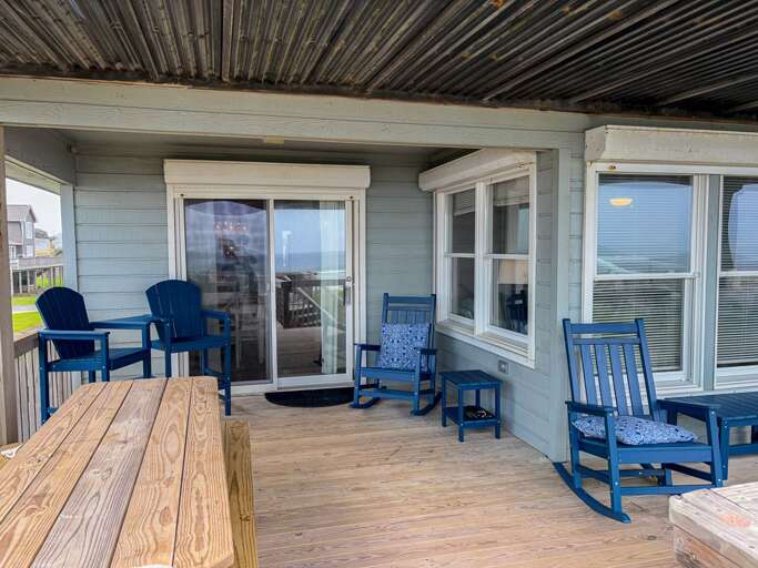 Outdoor Seating 2025 - Off Living Area