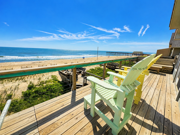 Sundeck 2026 - Private to Bedroom 2