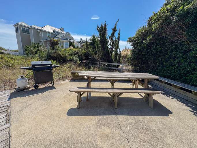 Outdoor Seating 2025