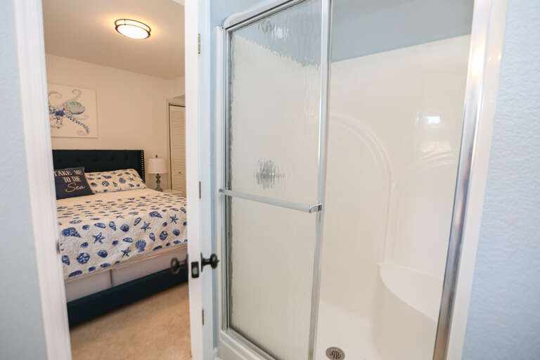 Bathroom 5 2025 - Private to Bedroom 7