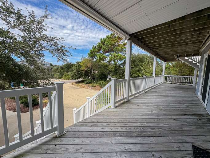 Covered Deck - Level 2