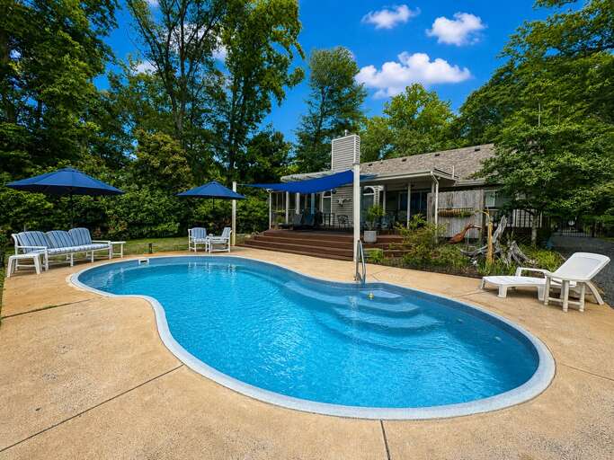 Private Pool 2026