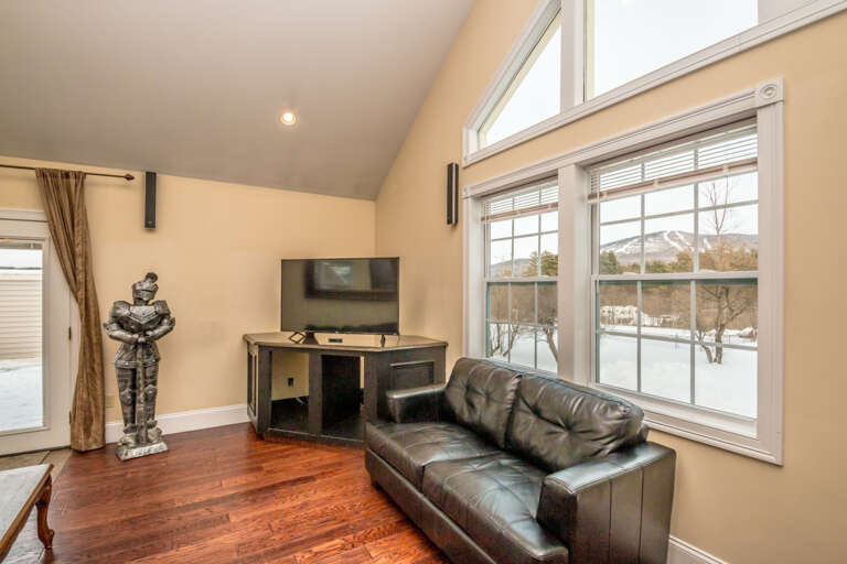 52-1 Locust (19).jpg