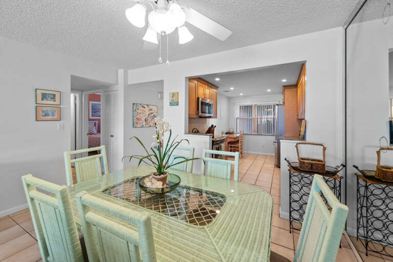 05-Sea Orchid Dining area 05-Sea Orchid Dining area