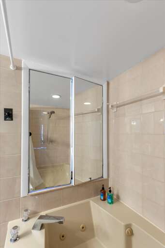 Primary ensuite bathroom