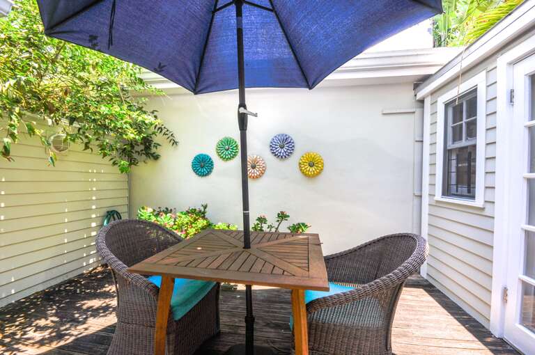 Private Patio Ann Street Cottage Key West