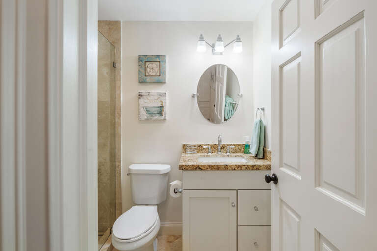 2nd Bathroom