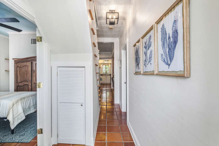 Hallway Bahama Dreams Key West Hallway Bahama Dreams Key West