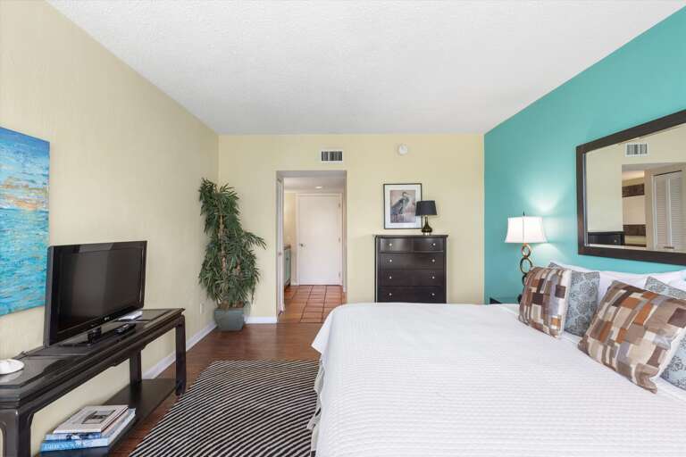 1st bedroom
