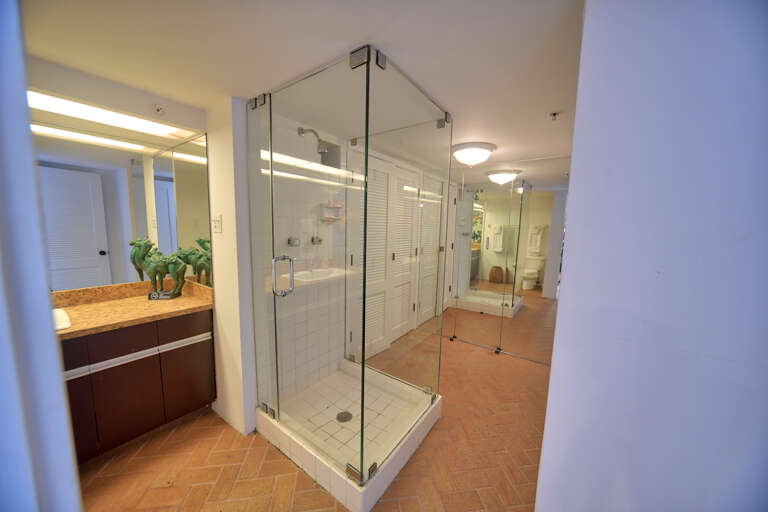 Shower Casa Atlantica Studio Key West Shower Casa Atlantica Studio Key West