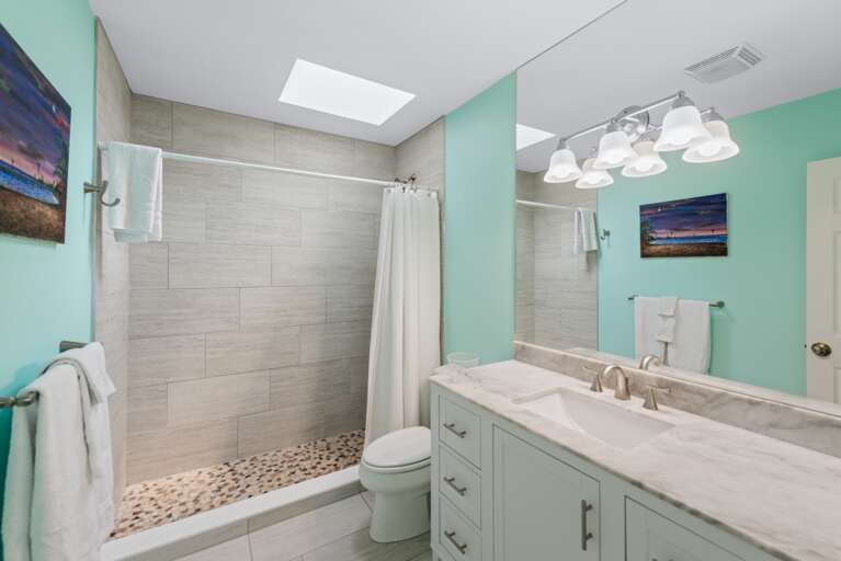 Artist's Condo @ Duval Square Key West