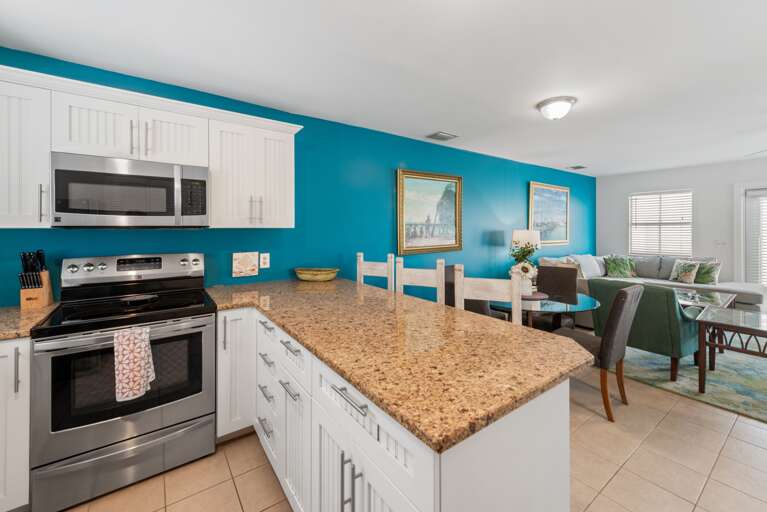 Artist's Condo @ Duval Square Key West