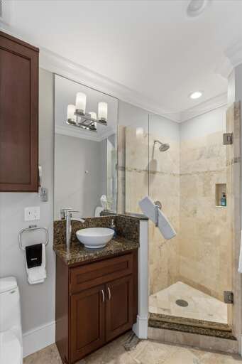 Ensuite bathroom downstairs - shower only