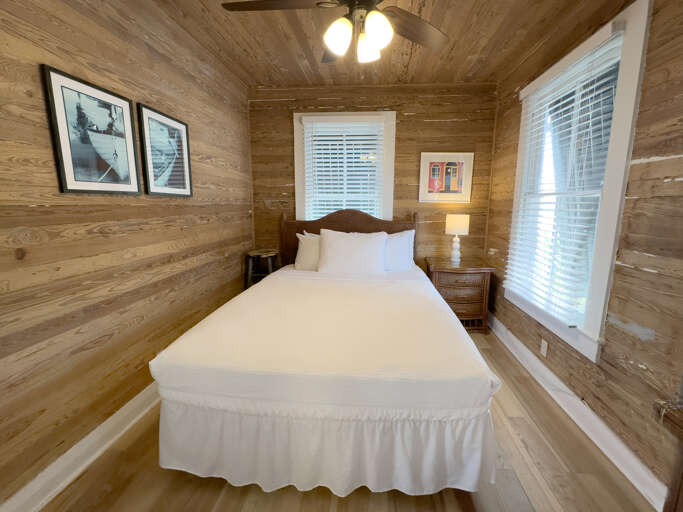 12_utopia_backbedroom 12_utopia_backbedroom