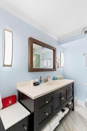 1st Full bathroom