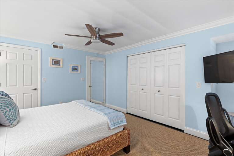2nd bedroom