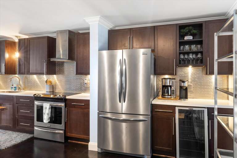 Full refrigerator/freezer