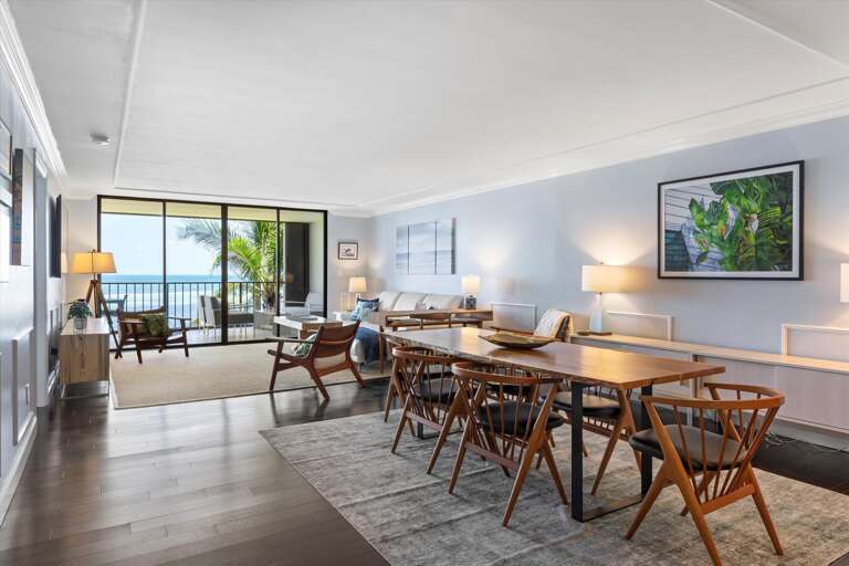 Full view dining area/Living room